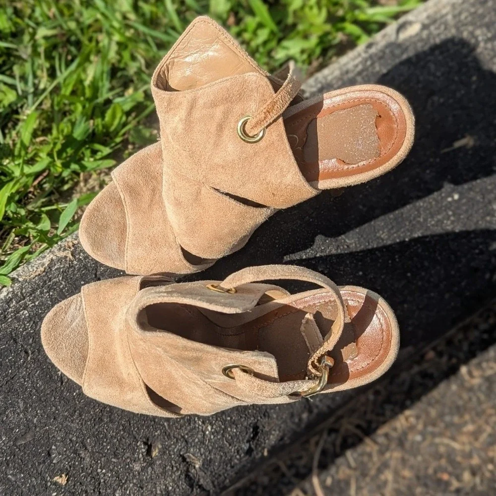 Y2K Jessica Simpson Suede Platform Heels 7B Sculptural Stiletto Tan